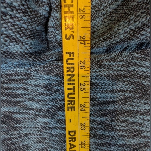 Weekends by Chico's tunic style hoodie size 2(large) in teal - Picture 9 of 10